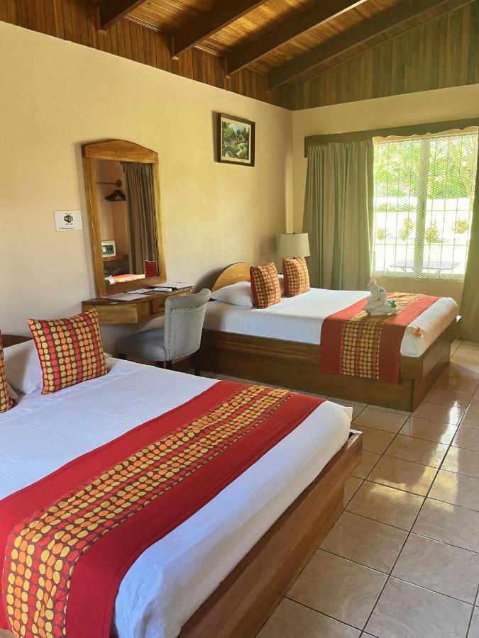 Hotel Villas Vilma La Fortuna Esterno foto