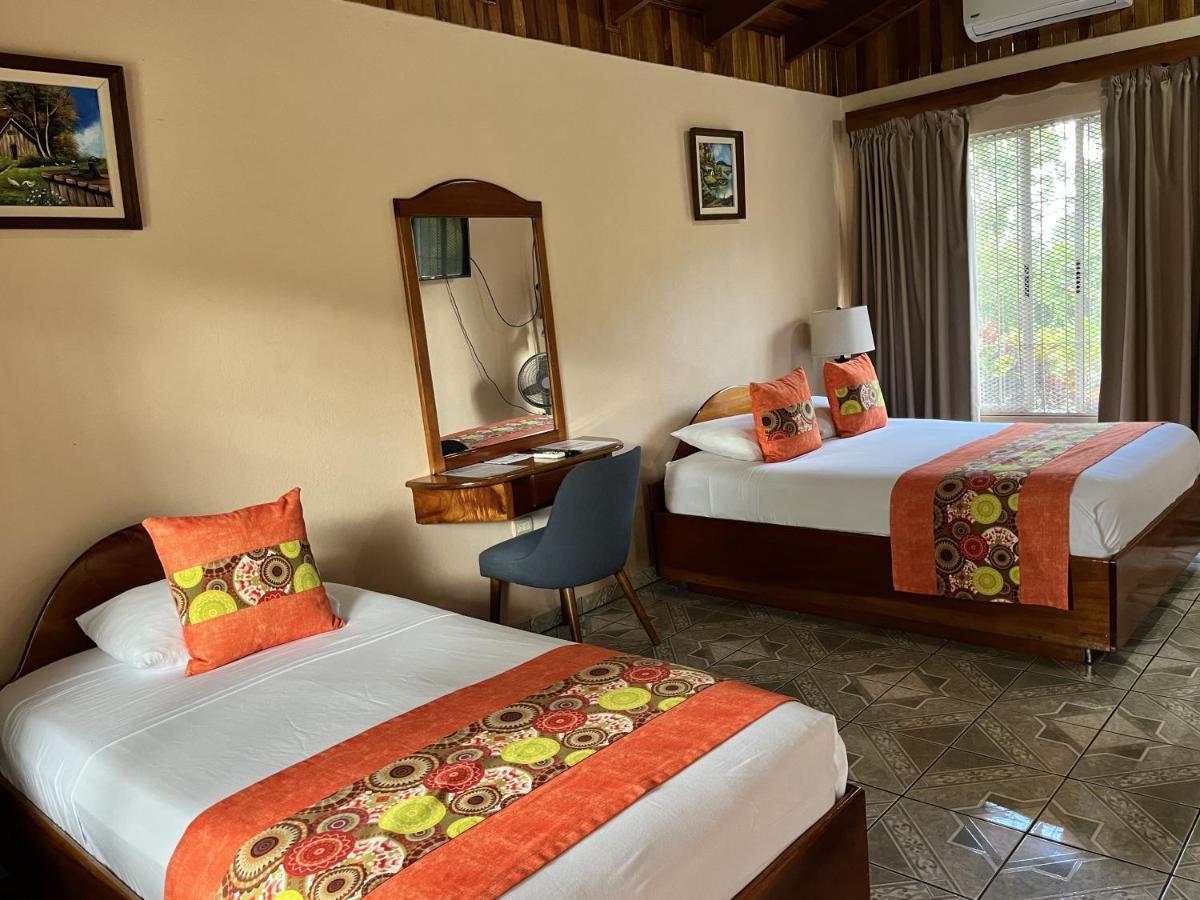 Hotel Villas Vilma La Fortuna Esterno foto