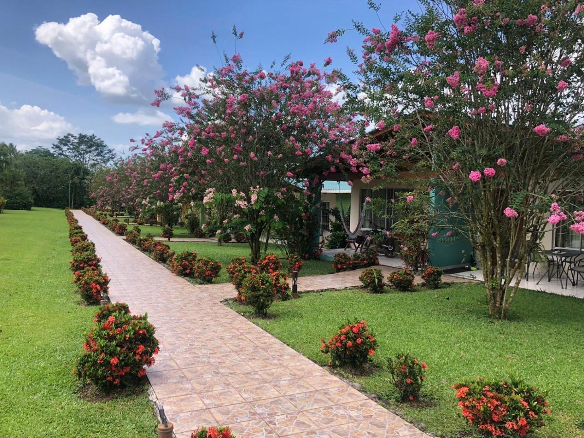 Hotel Villas Vilma La Fortuna Esterno foto